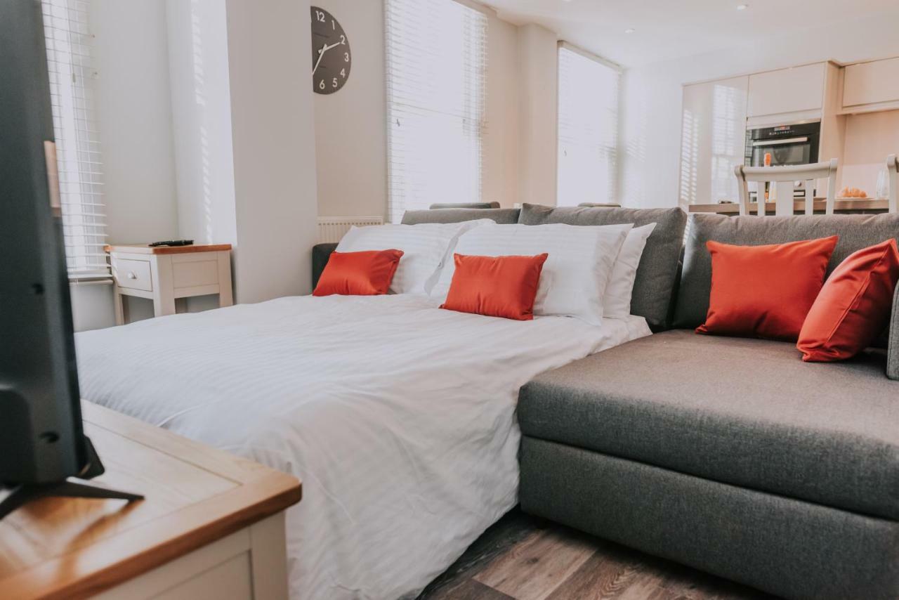 Cavendish House With Secure, Allocated Parking, 2 Mins Walk From Windsor Castle Екстериор снимка