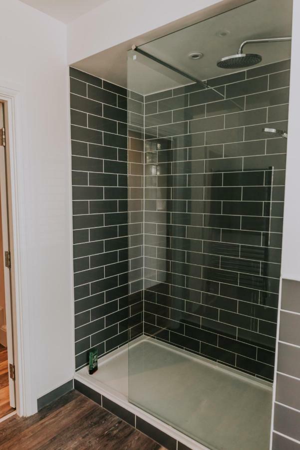 Cavendish House With Secure, Allocated Parking, 2 Mins Walk From Windsor Castle Стая снимка