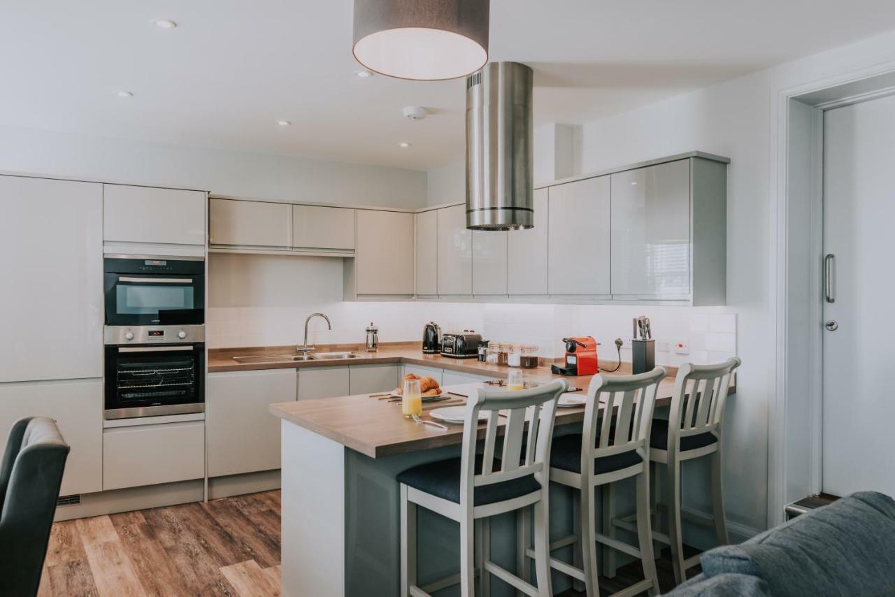 Cavendish House With Secure, Allocated Parking, 2 Mins Walk From Windsor Castle Екстериор снимка