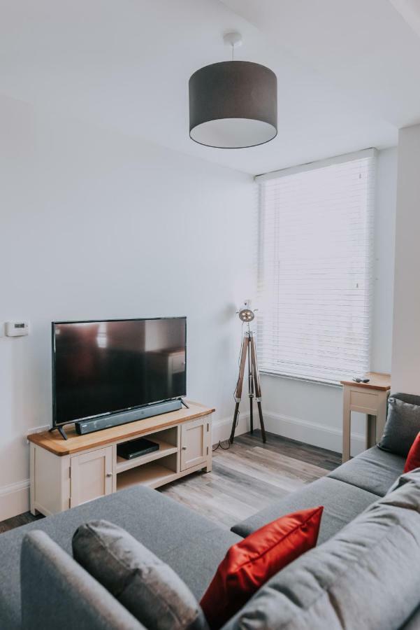 Cavendish House With Secure, Allocated Parking, 2 Mins Walk From Windsor Castle Екстериор снимка