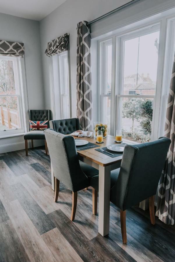Cavendish House With Secure, Allocated Parking, 2 Mins Walk From Windsor Castle Екстериор снимка