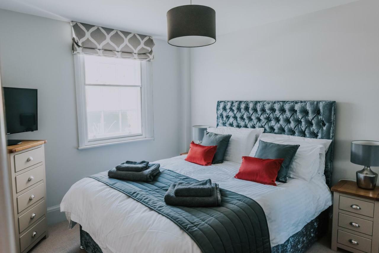 Cavendish House With Secure, Allocated Parking, 2 Mins Walk From Windsor Castle Екстериор снимка