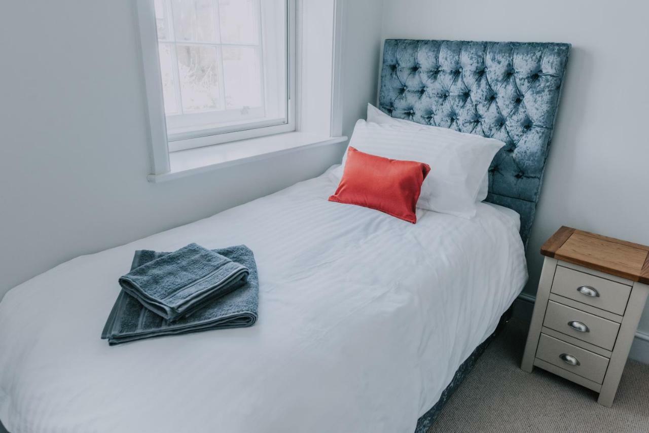 Cavendish House With Secure, Allocated Parking, 2 Mins Walk From Windsor Castle Екстериор снимка